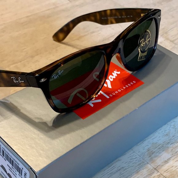 Ray-Ban Other - Rayban New Wayfarer Classic